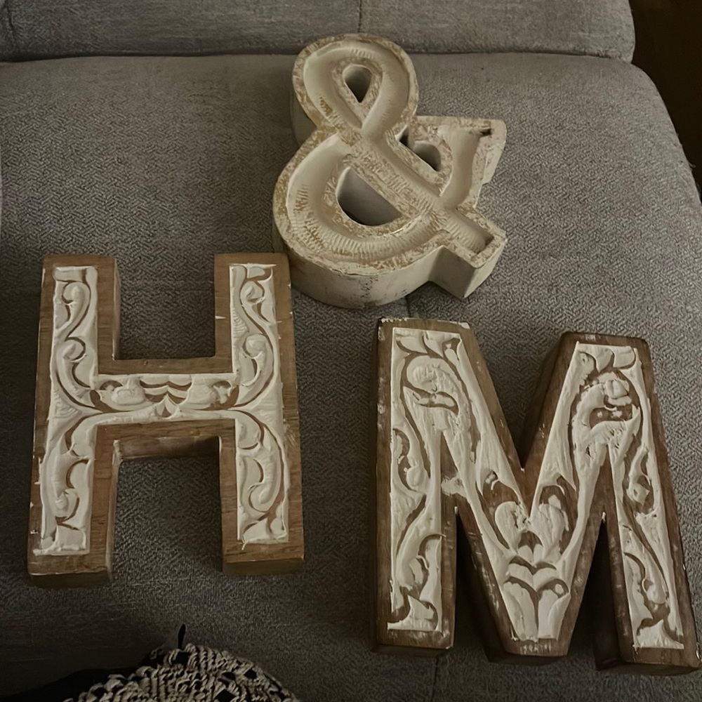 Wooden decor H&M